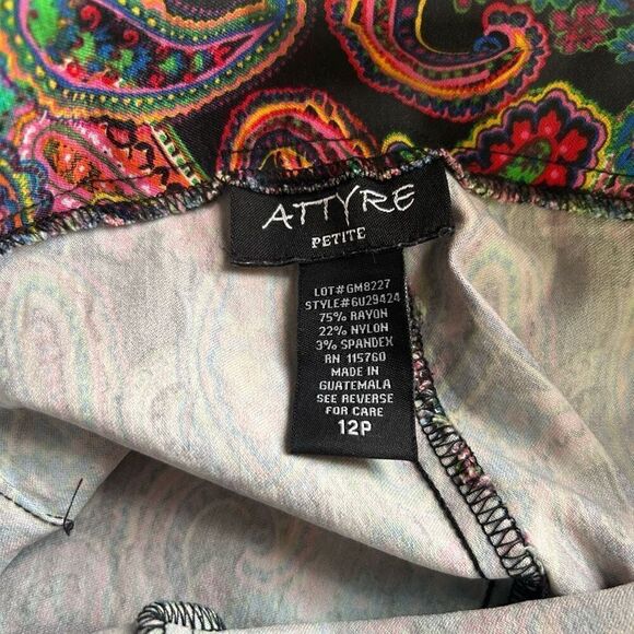 Attyre Petite Size 12P Black and Bright Colors Paisley Skinny Leg - Picture 3 of 3